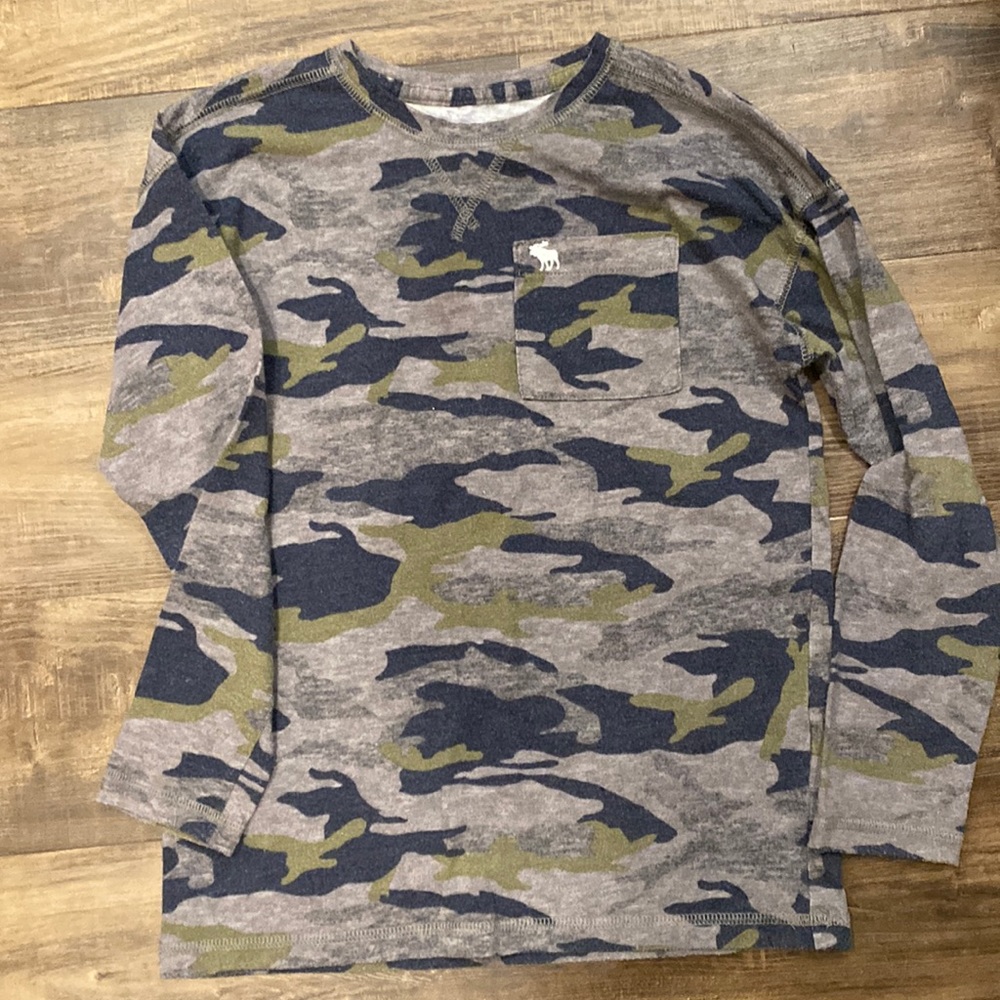 Camo long sleeve T-shirt